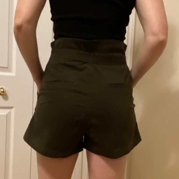 Dynamite Paperbag Shorts size Medium - Picture 2 of 9